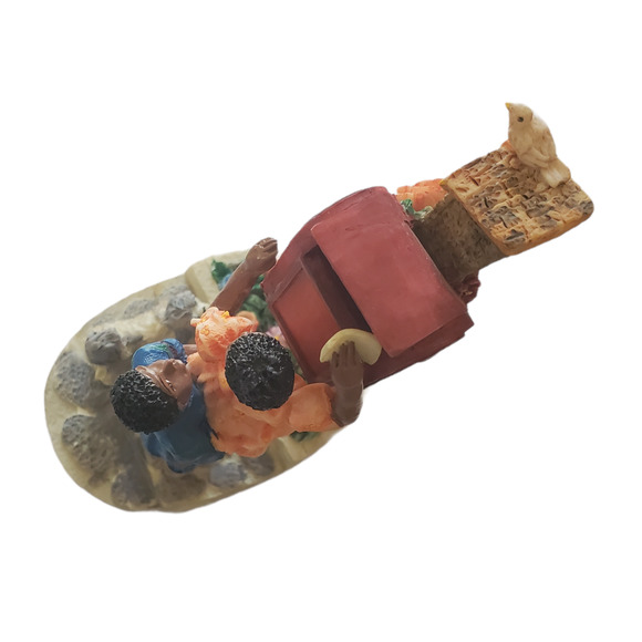 Vintage '97 Treasures of the Heart Figurine - Picture 3 of 13